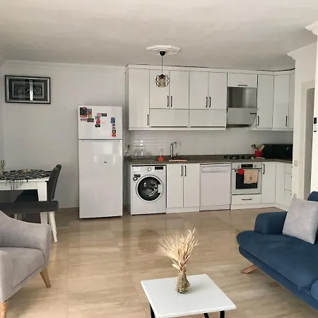 Tyana Home-2 Casa de Férias